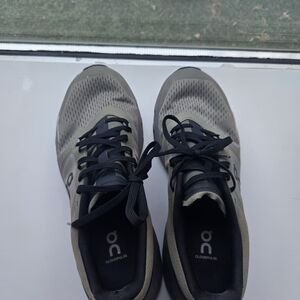 On Running Cloud Men's Gray Running Shoes